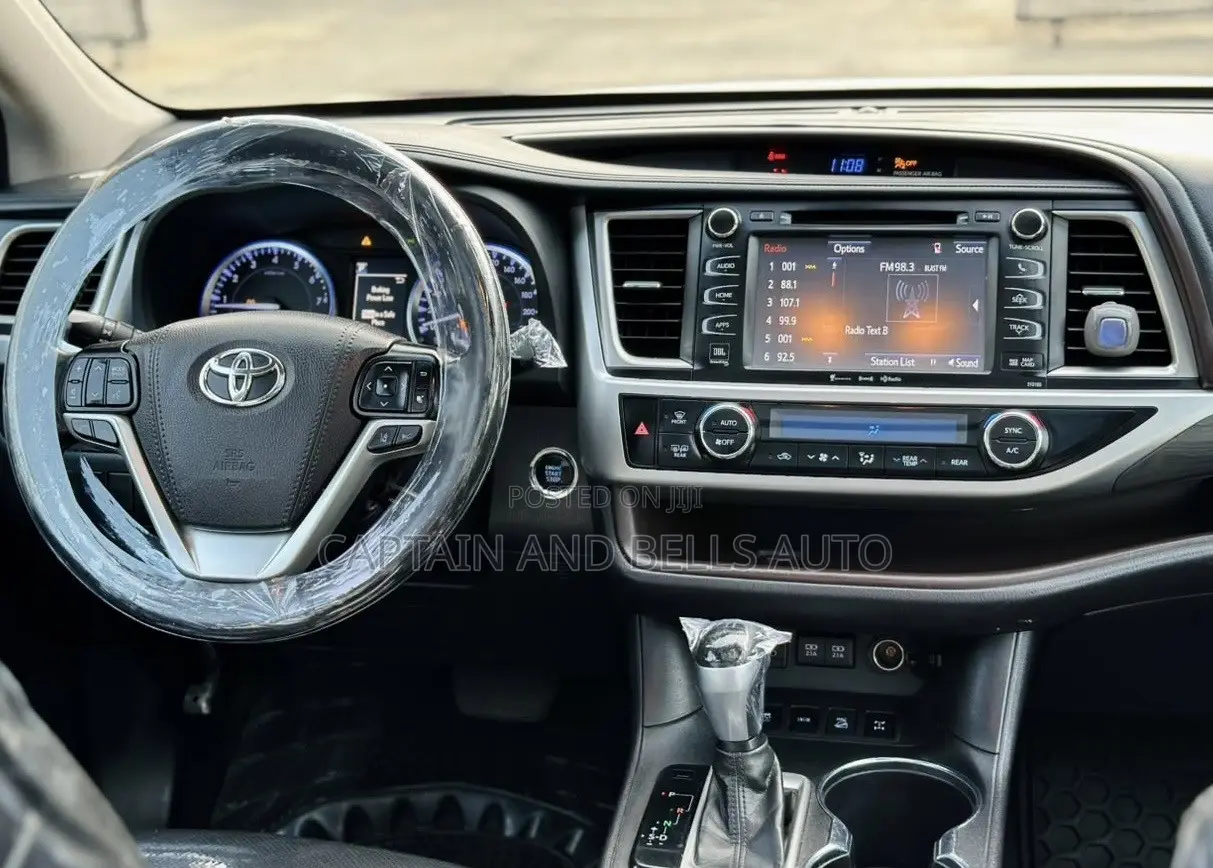 Toyota Highlander Limited Platinum 4x4 V6 (3.5L 6cyl 8A) 2018 Burgundy