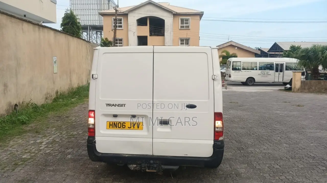 Ford Transit 2010 White