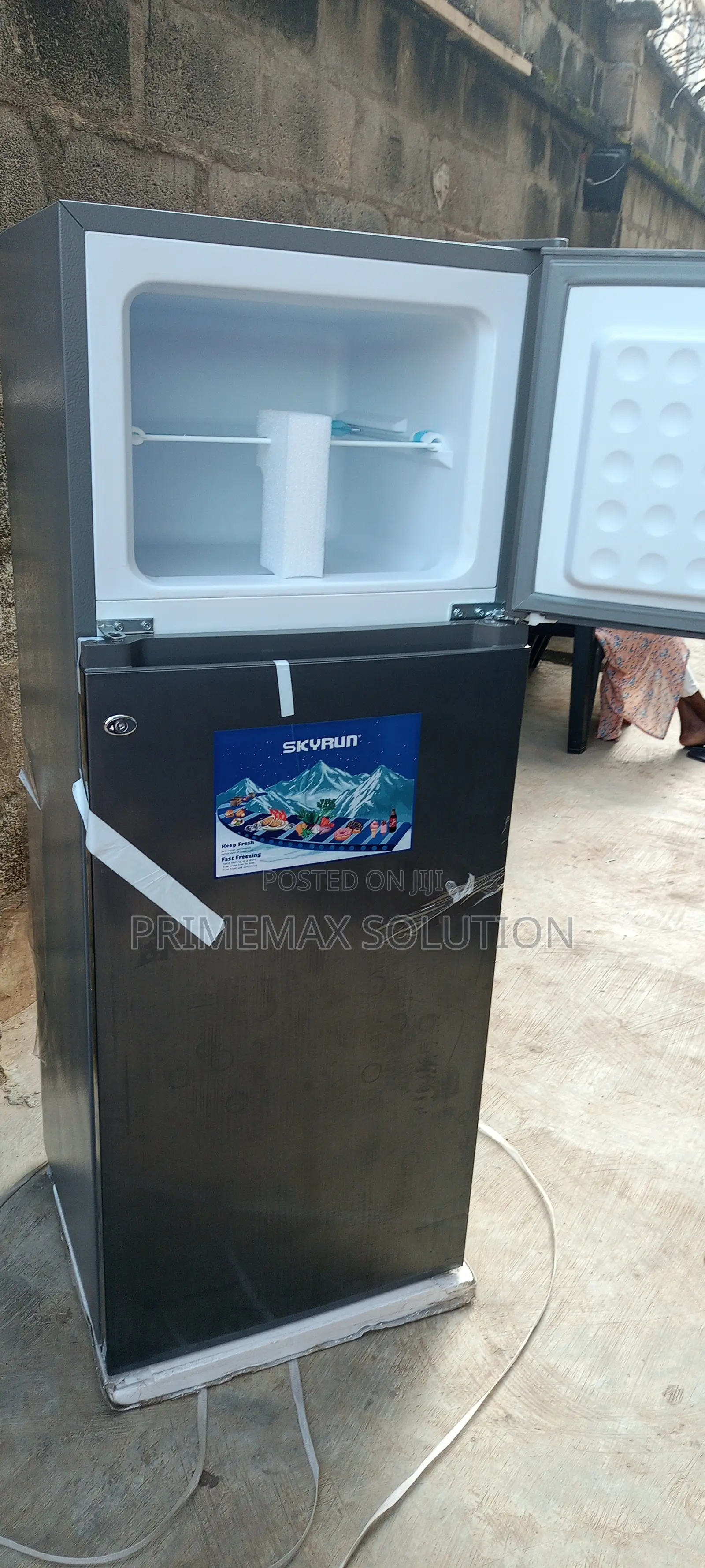 Upgrade Your Kitchen With Skyrun 200L Refrigerator
