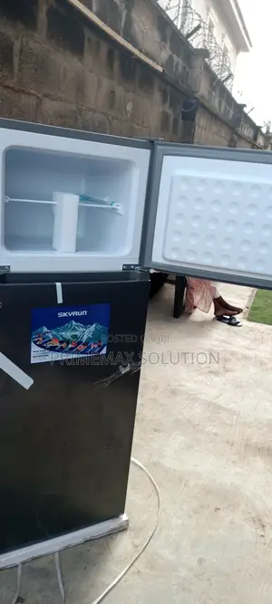 Affordable Skyrun 200L Double Door Fridge – Grey