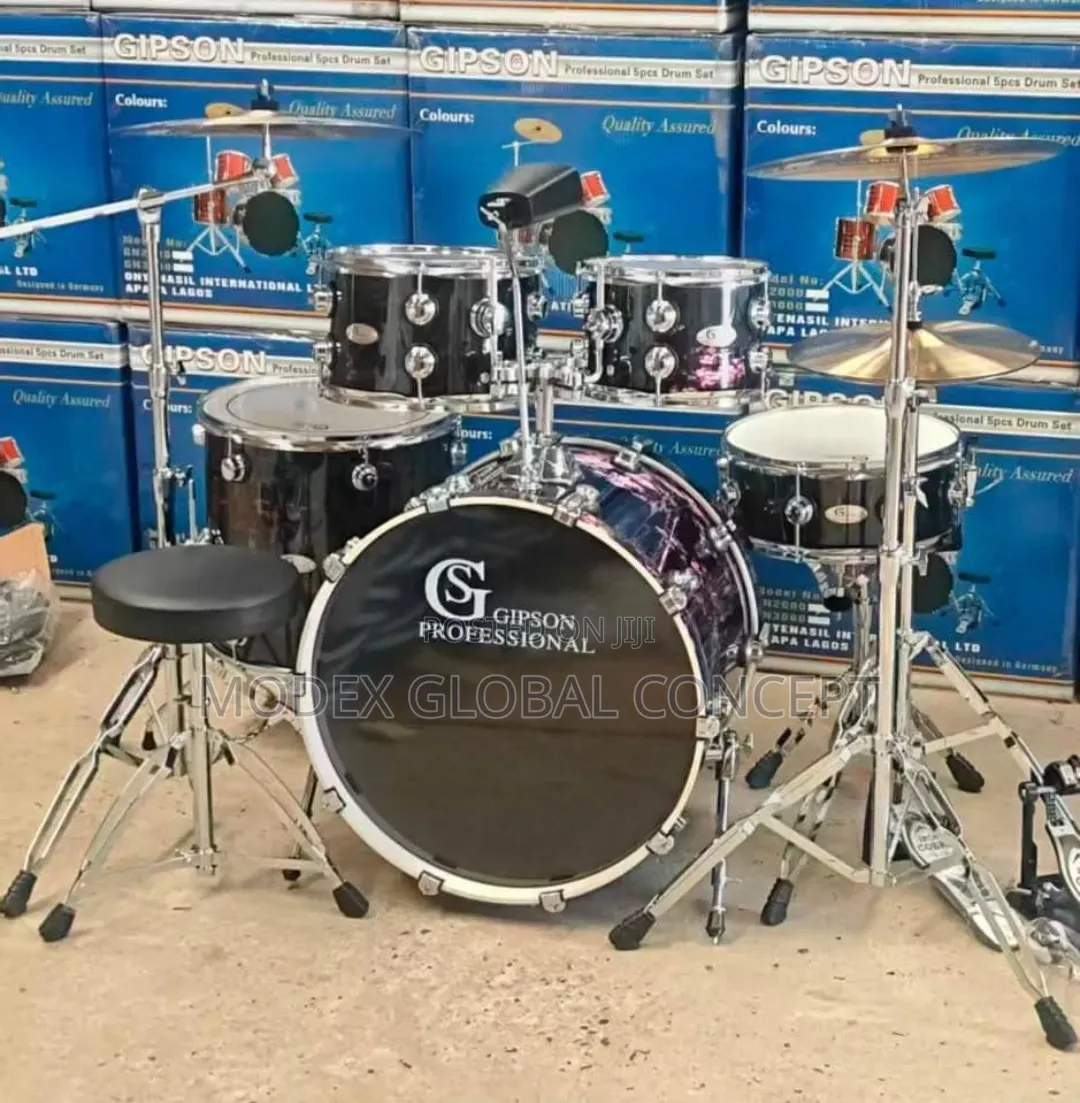 Gipson Professional 5-Piece Acoustic Drum Set.