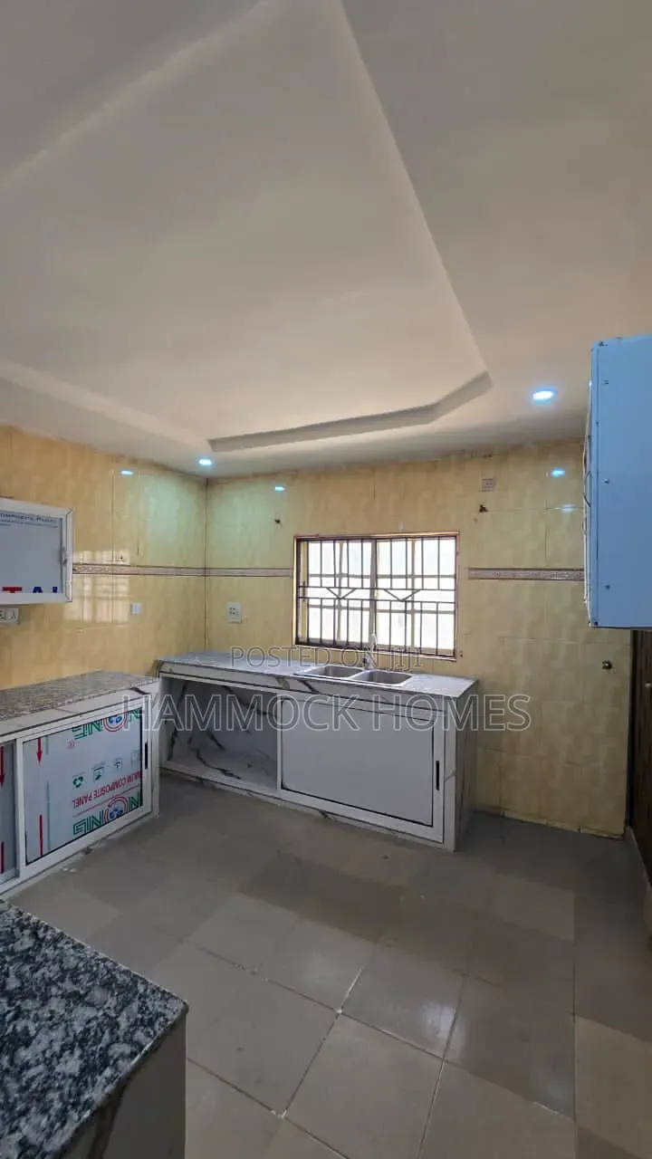 2bdrm Apartment in Adenuga Estate, Bodija for rent