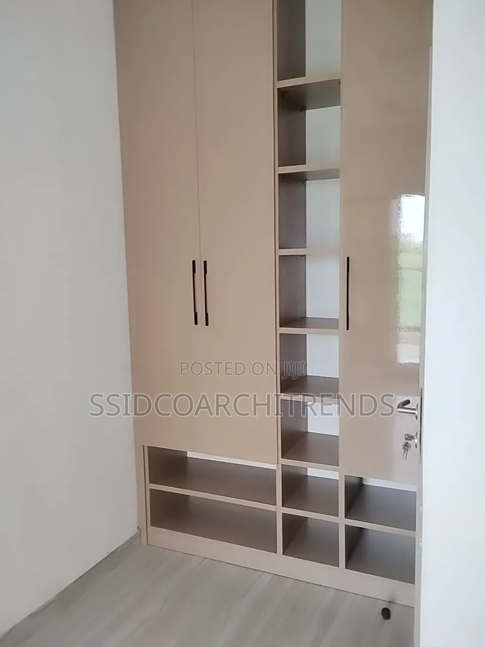 4bdrm Duplex in Call To Access, Chevron for rent