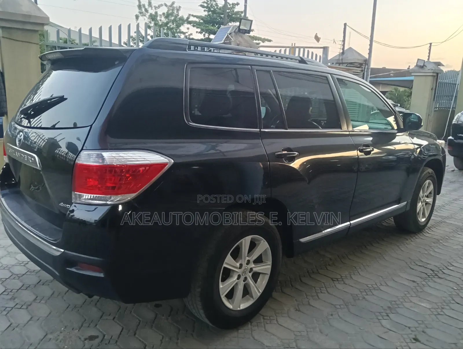 Toyota Highlander Limited 3.5L 2WD 2013 Black