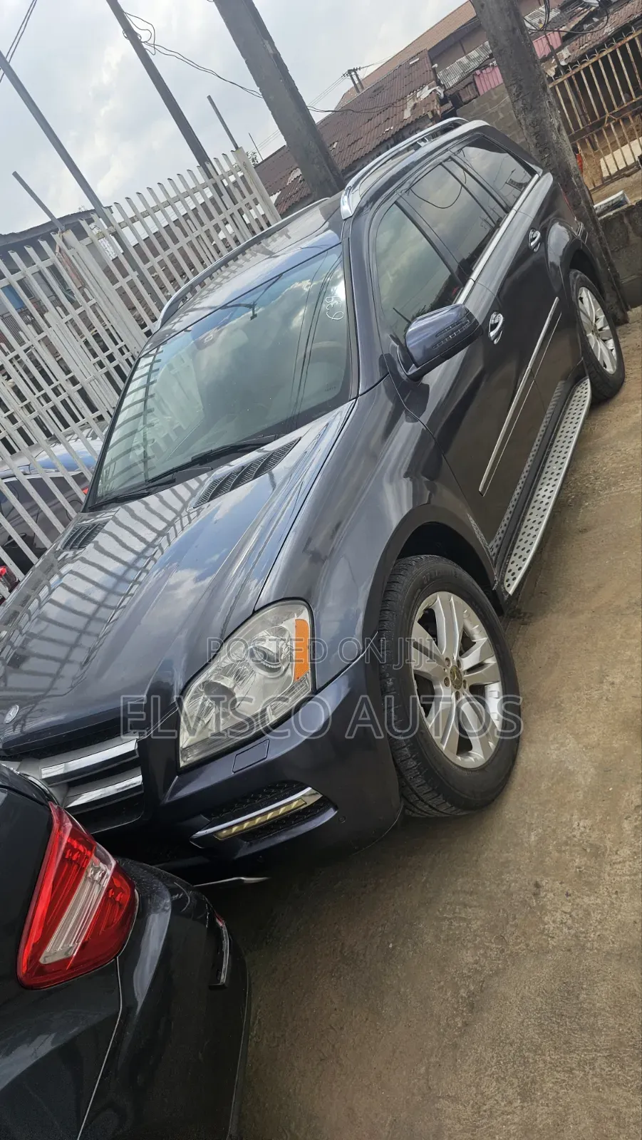 Mercedes-Benz GL-Class 2010 Blue
