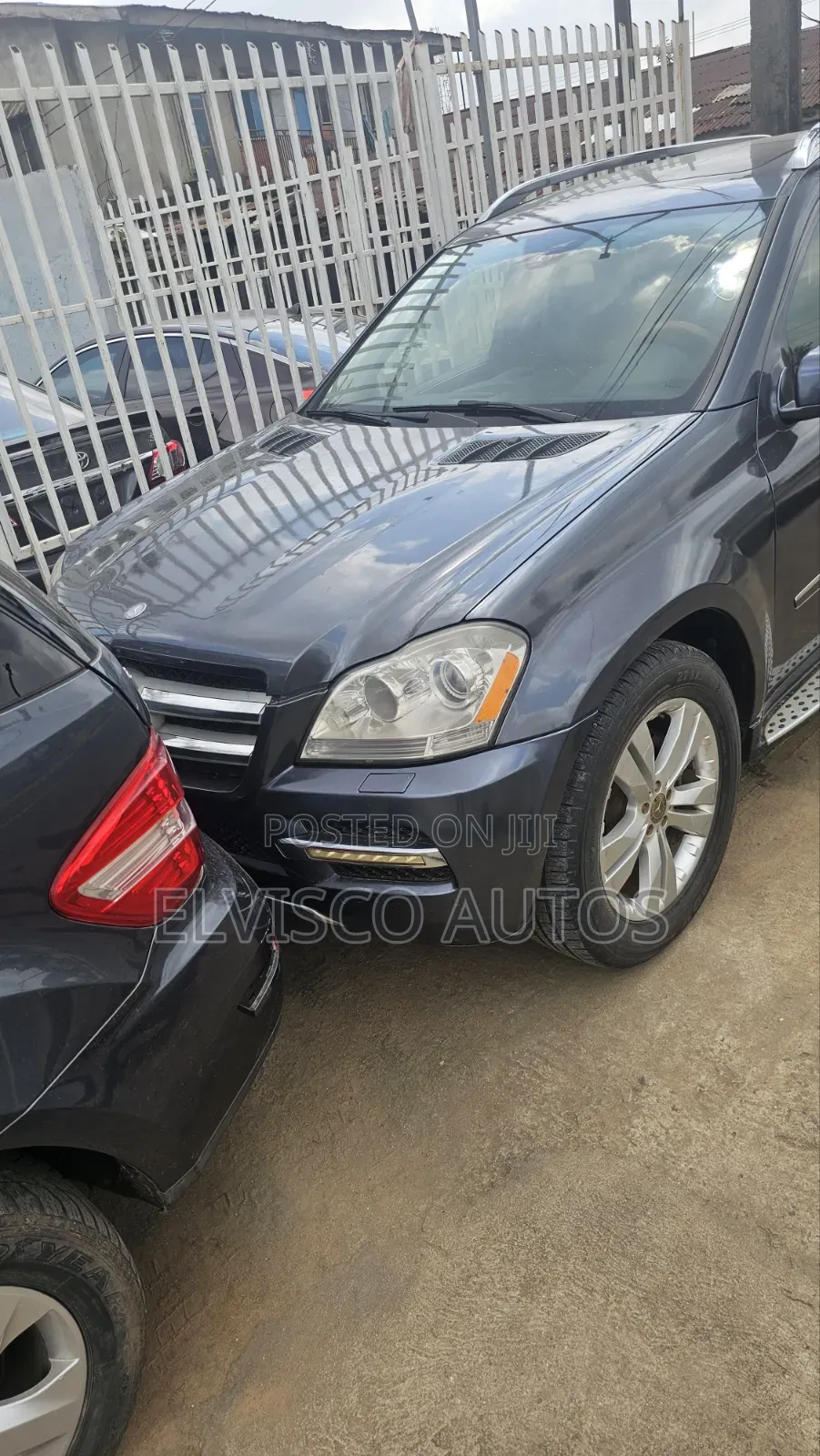 Mercedes-Benz GL-Class 2010 Blue