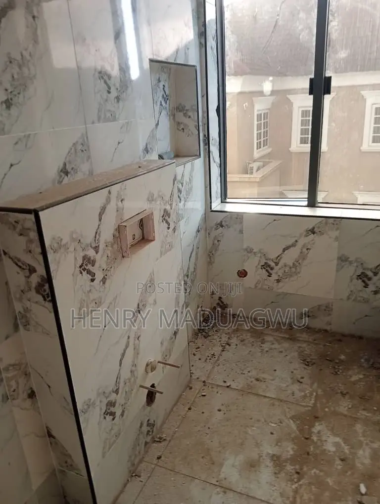 6bdrm Mansion in Katempe District, Katampe Extension for sale