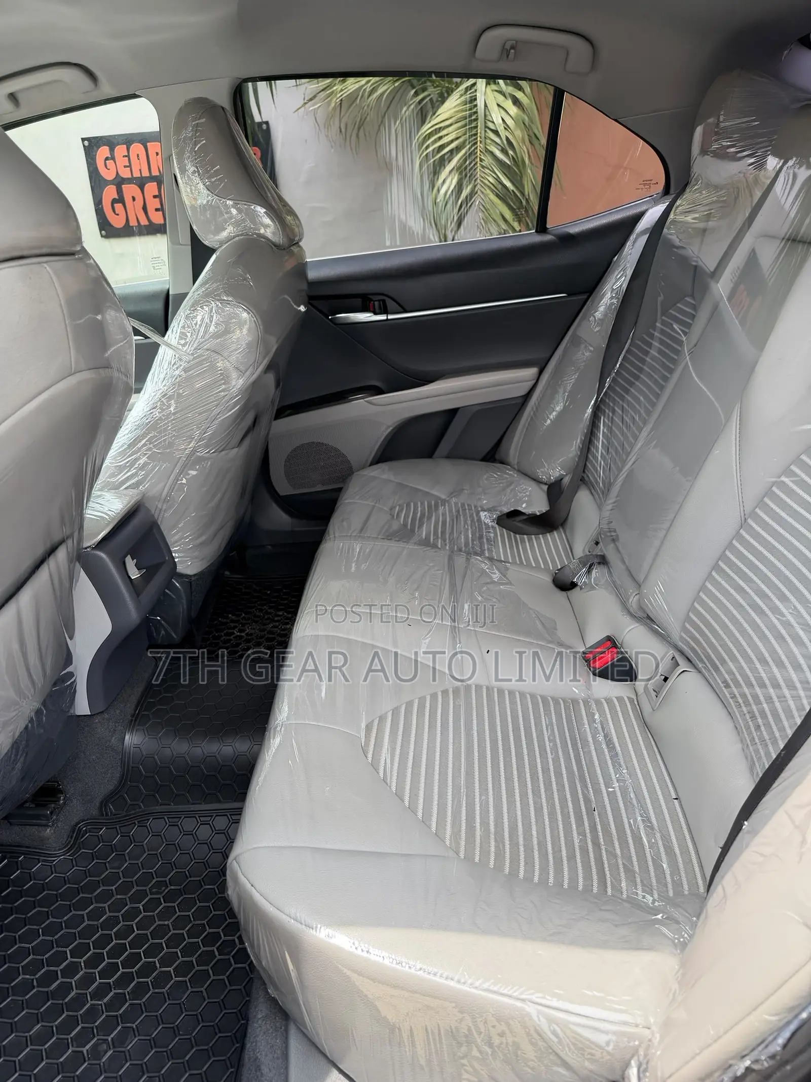 Toyota Camry SE 2021 Black