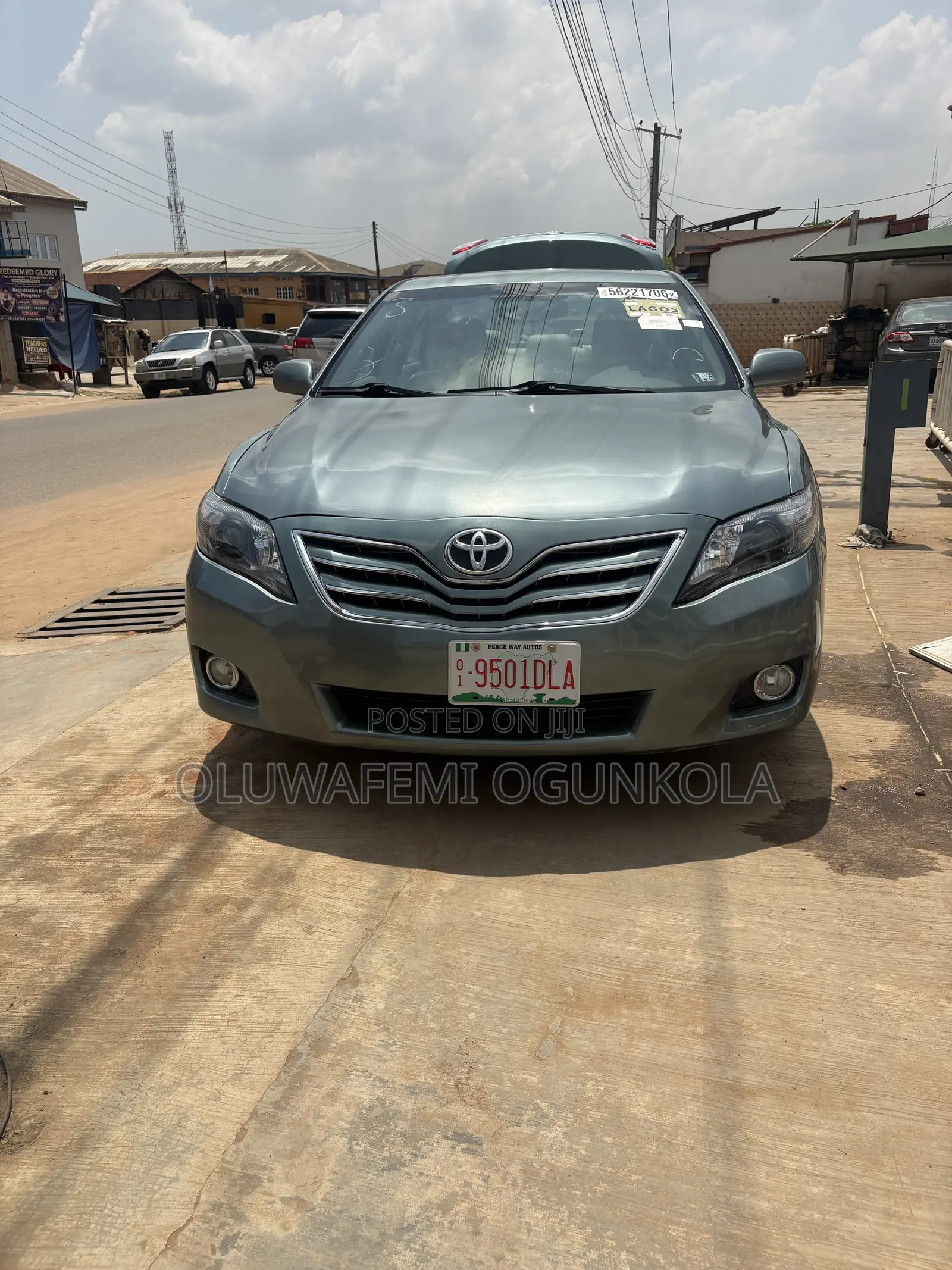 Toyota Camry XLE 4dr Sedan (2.5L 4cyl 6A) 2011 Green