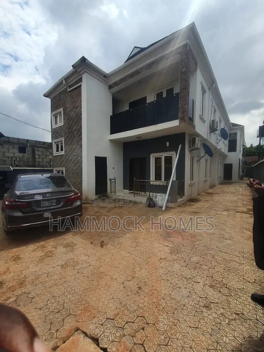 2bdrm Apartment in Adenuga Estate, Bodija for rent