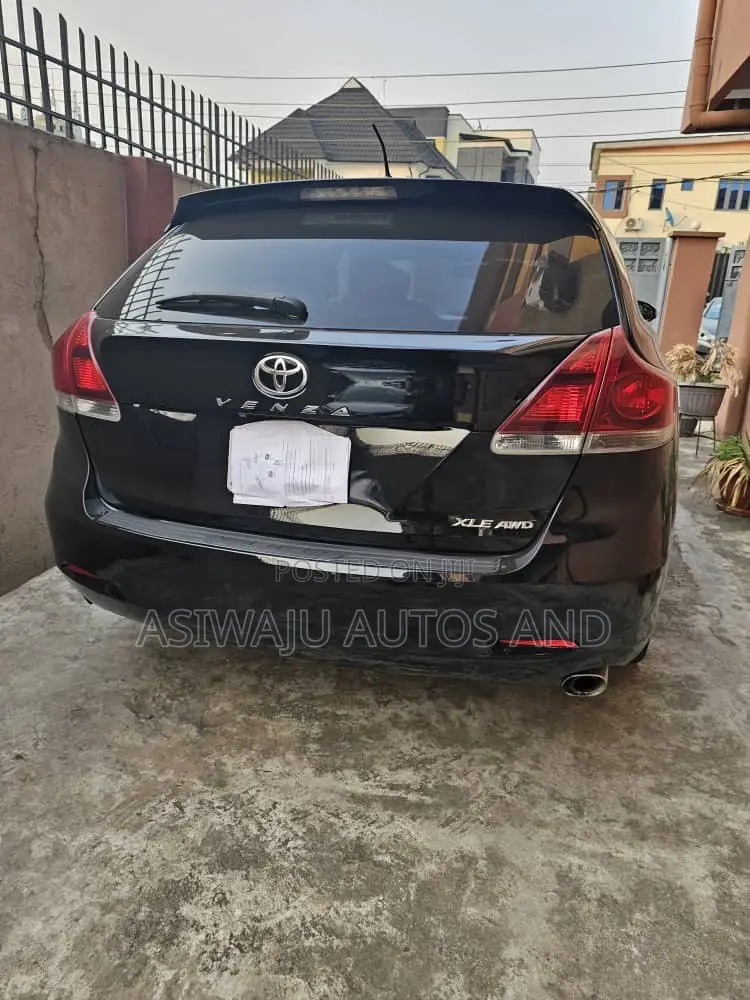 Toyota Venza XLE AWD V6 2013 Black
