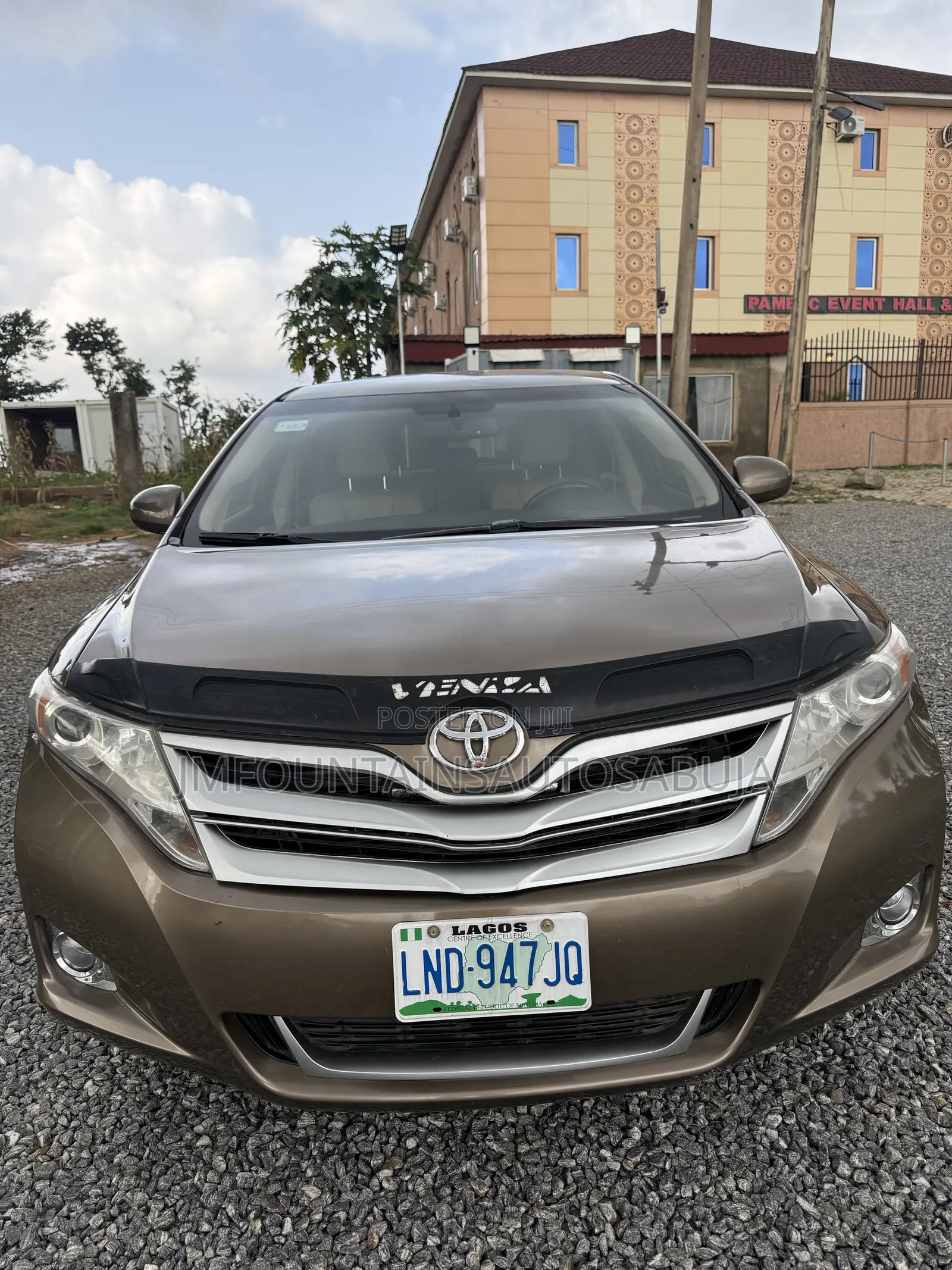 Toyota Venza AWD 2010 Brown