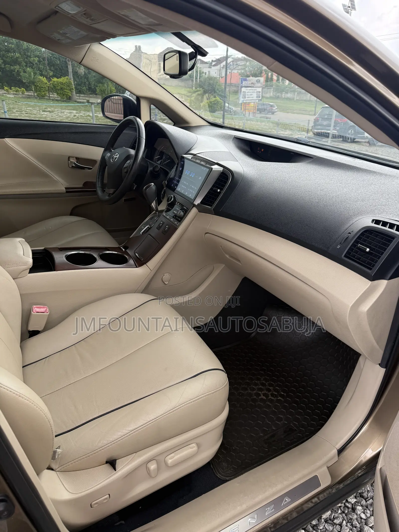 Toyota Venza AWD 2010 Brown