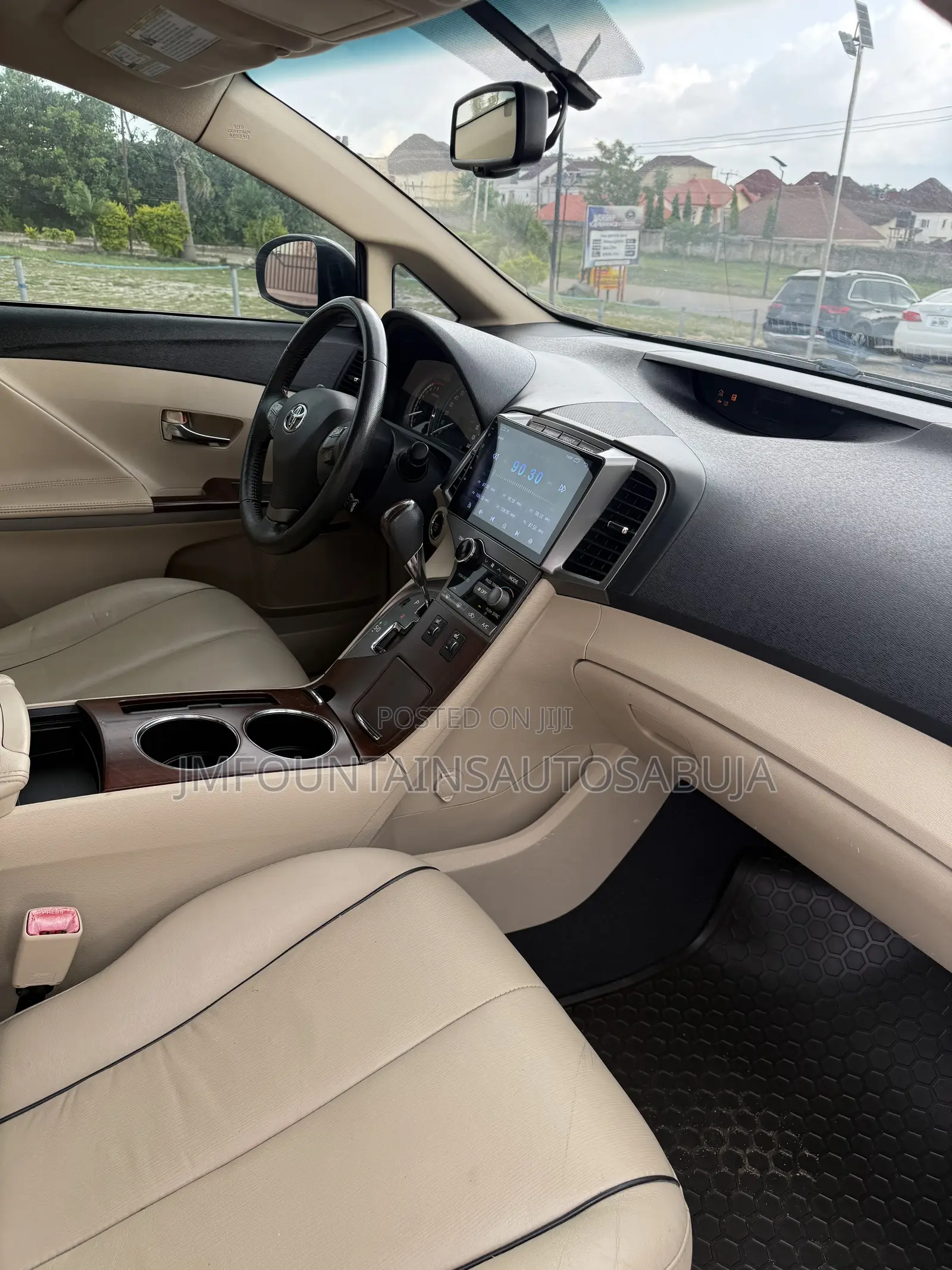 Toyota Venza AWD 2010 Brown