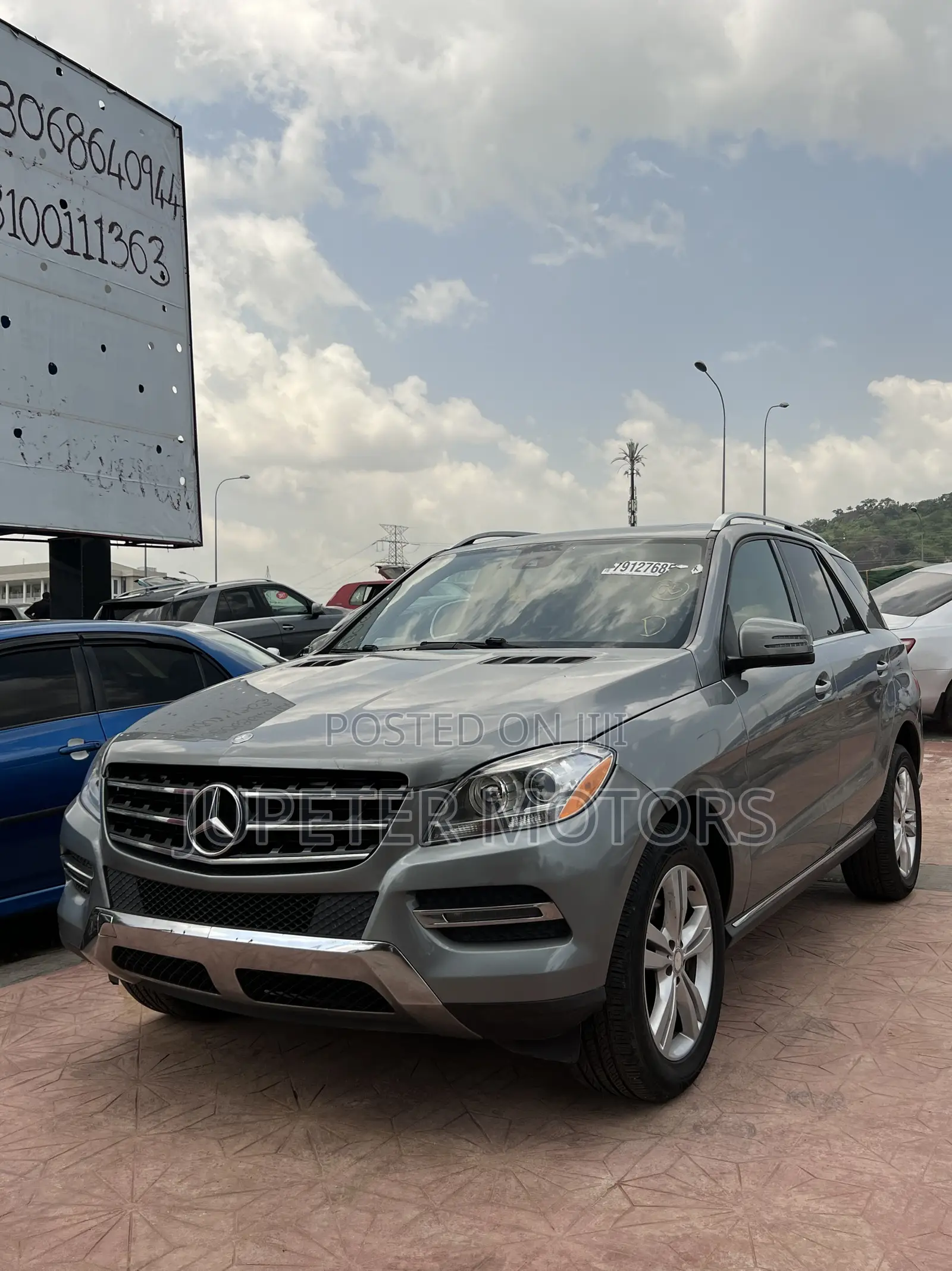 Mercedes-Benz M Class ML350 4MATIC 4dr SUV AWD (3.5L 6cyl 7A) 2014 Gray