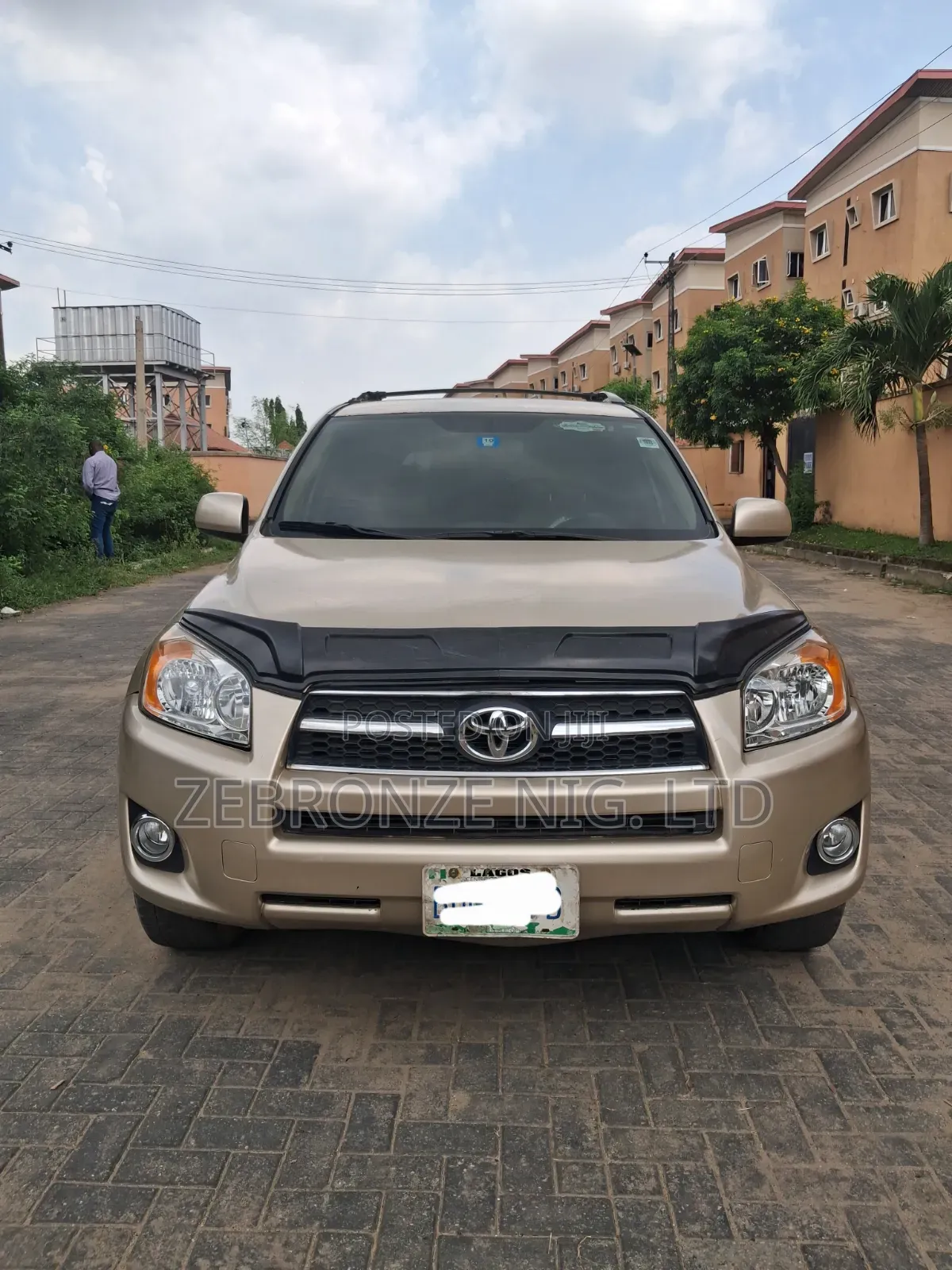 Toyota RAV4 2.5 2010 Gold