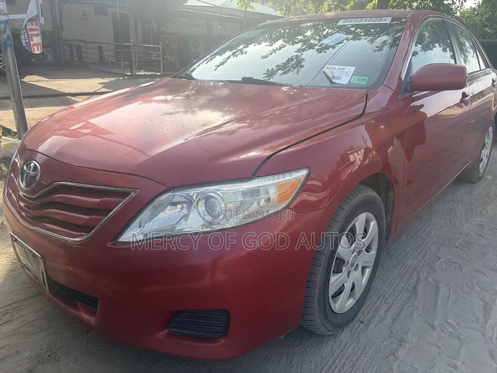 Toyota Camry LE 4dr Sedan (2.5L 4cyl 6A) 2011 Red