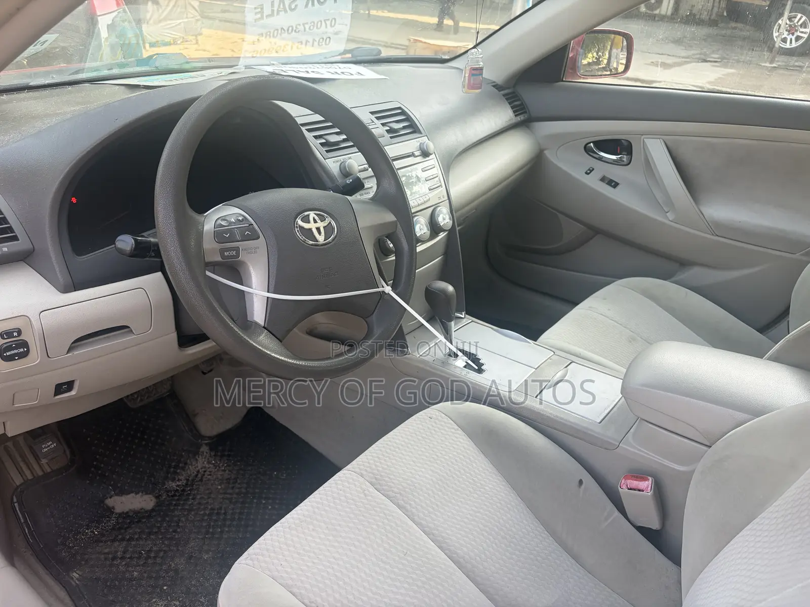 Toyota Camry LE 4dr Sedan (2.5L 4cyl 6A) 2011 Red