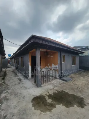 2bdrm Block of Flats in Ayobo for rent