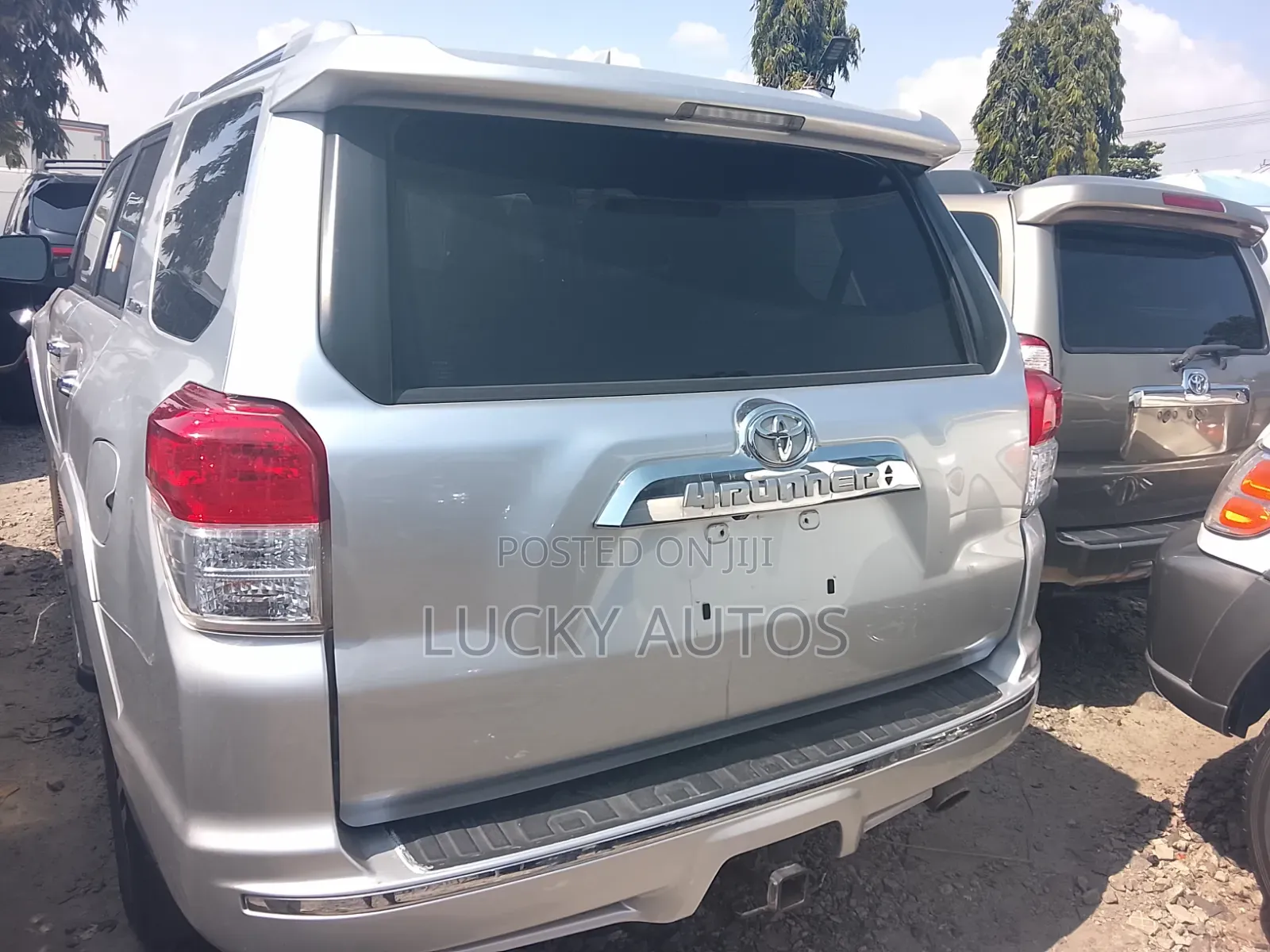 Toyota 4-Runner 2011 Silver