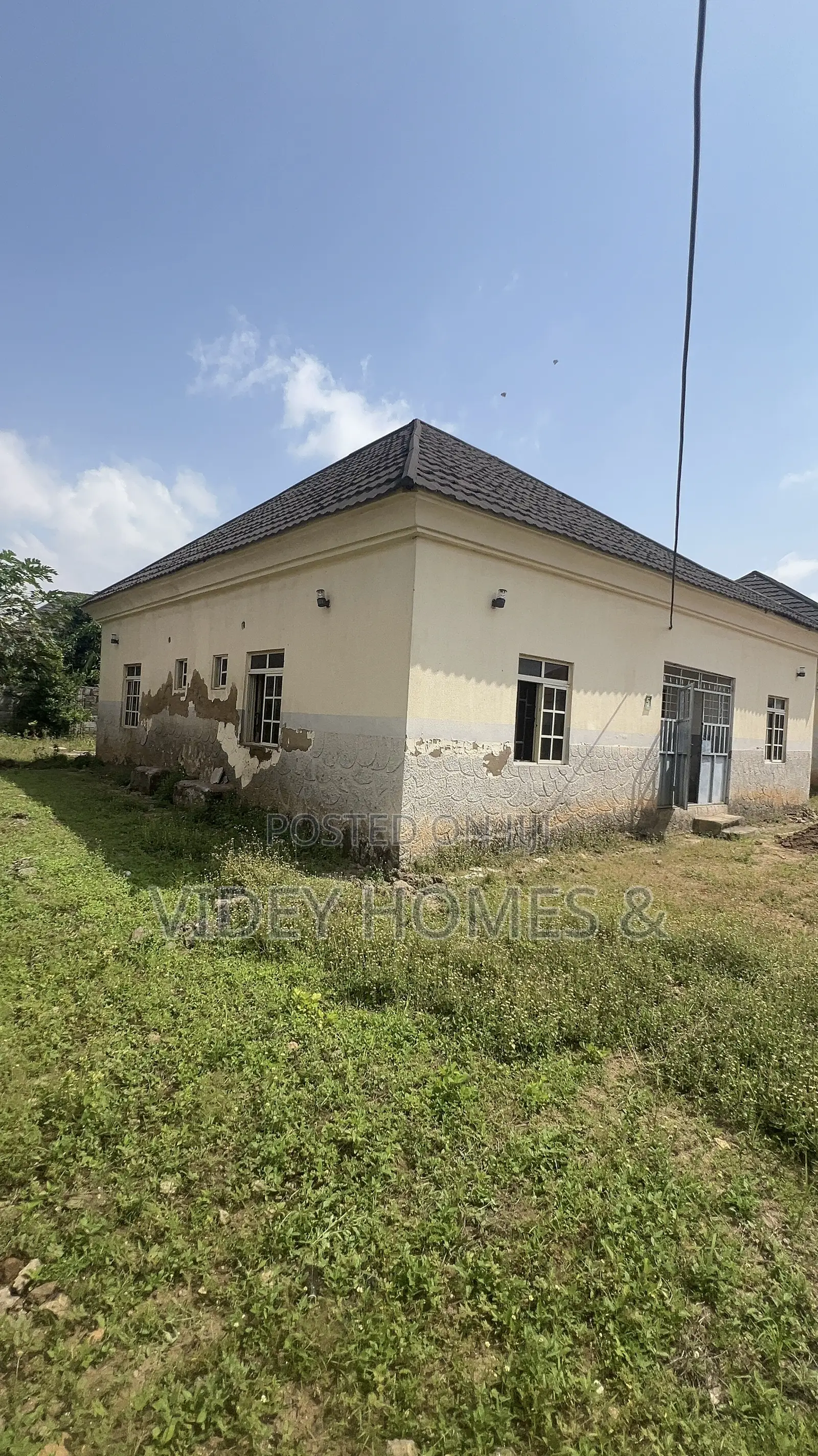 3bdrm Bungalow in Efab Sunshine, Apo District for rent