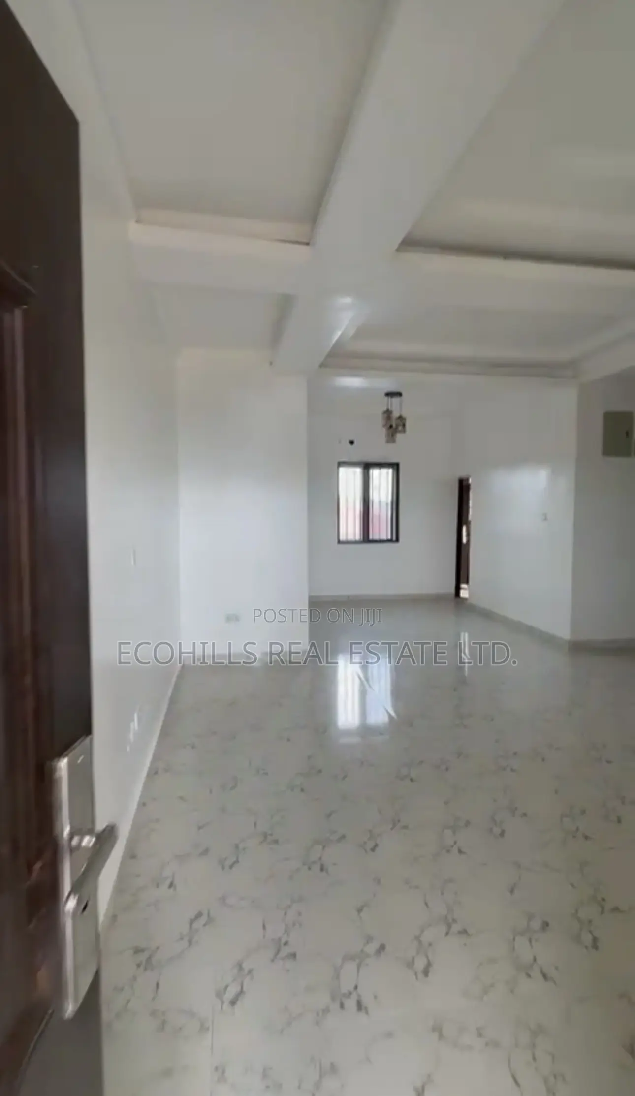 3bdrm Block of Flats in Gaduwa for sale