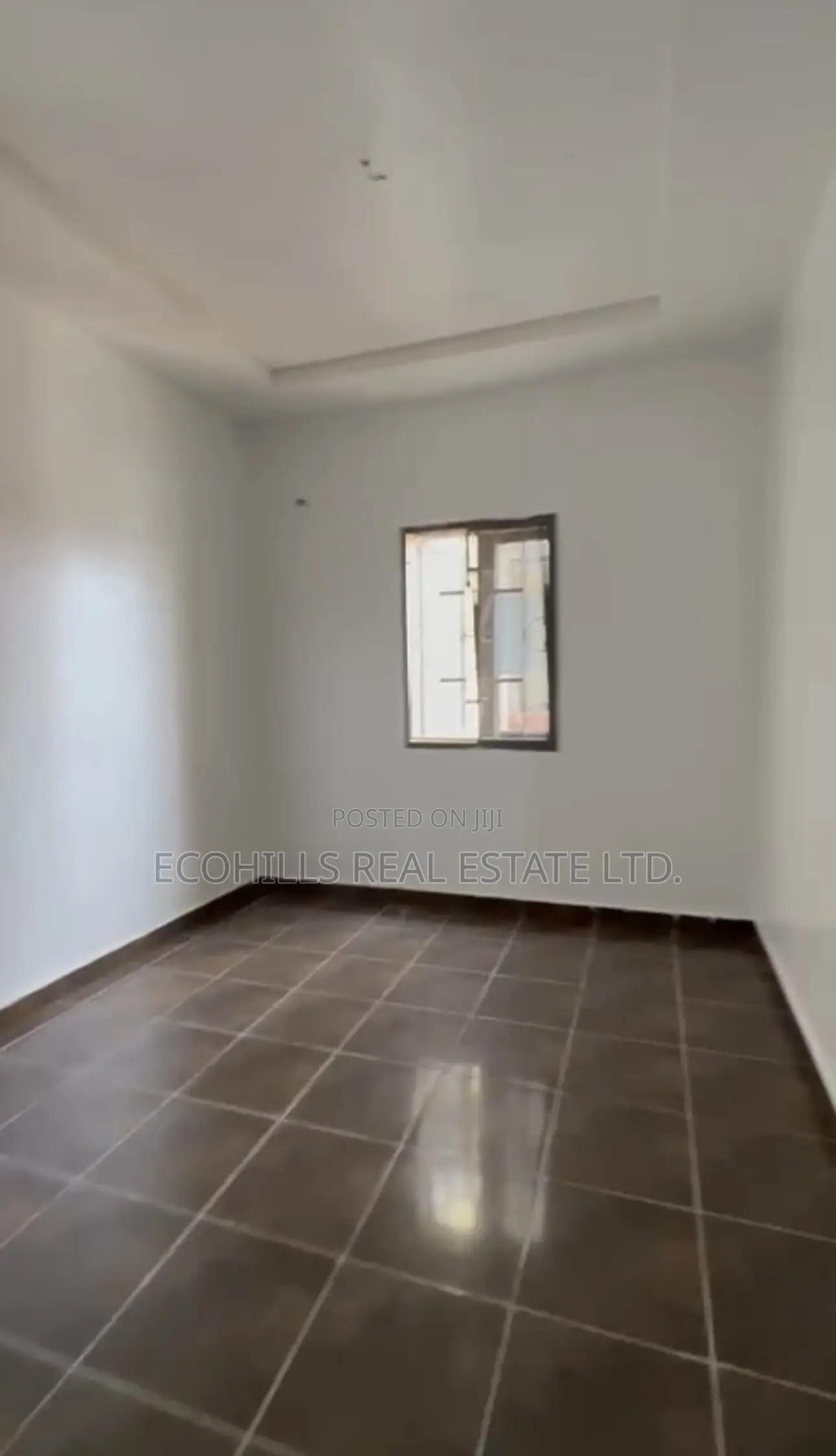 3bdrm Block of Flats in Gaduwa for sale