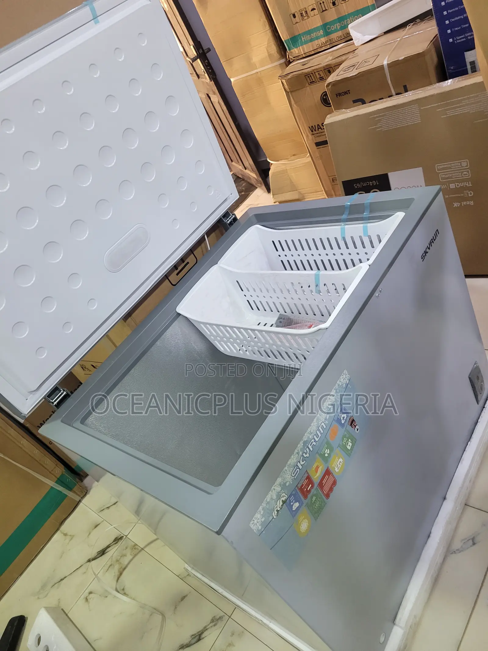 Skyrun Chest Freezer With Large Storage Capacity