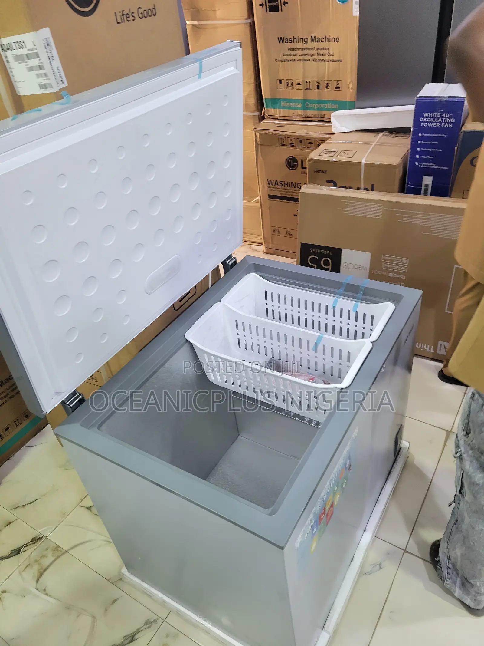 Skyrun BD-260A Home Chest Freezer