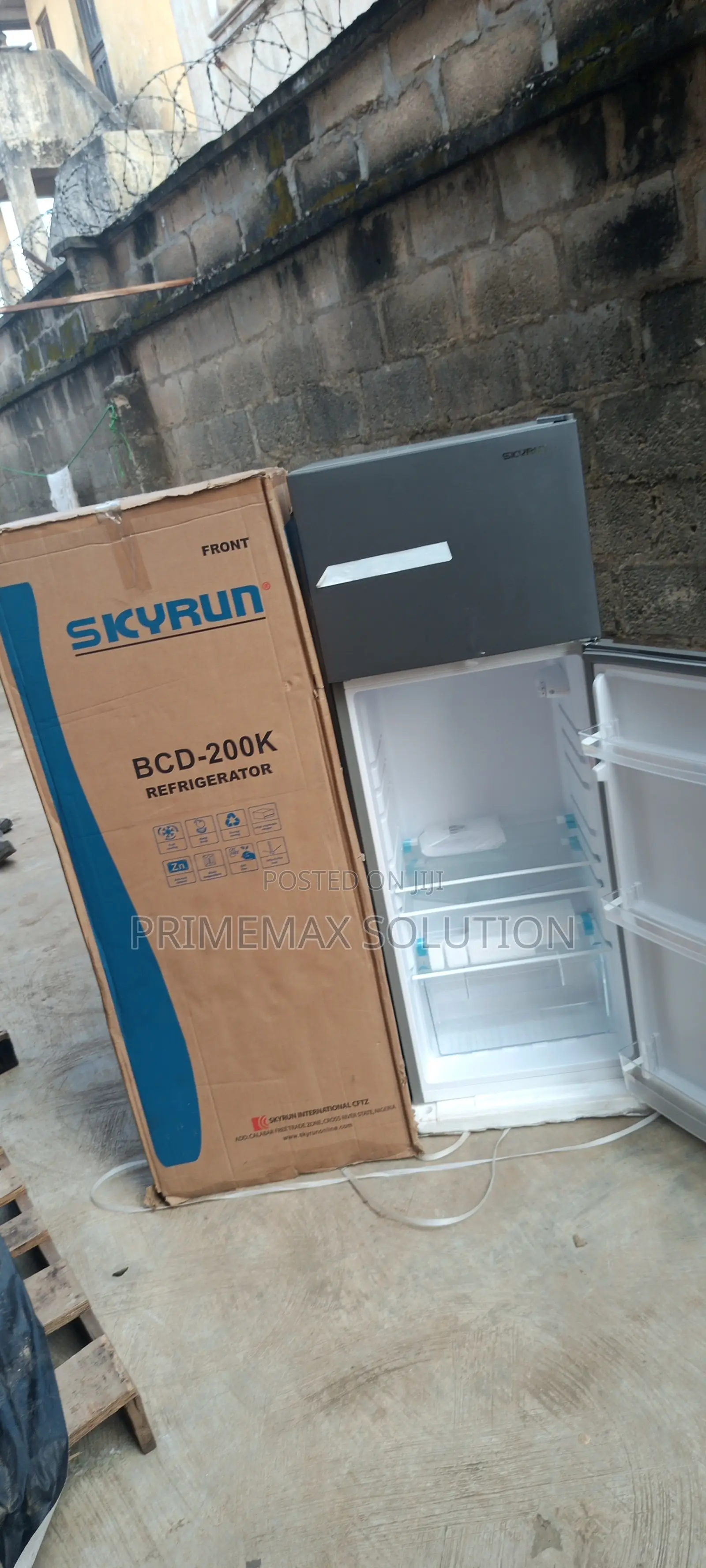 Skyrun 200L Fridge for Your Everyday Groceries