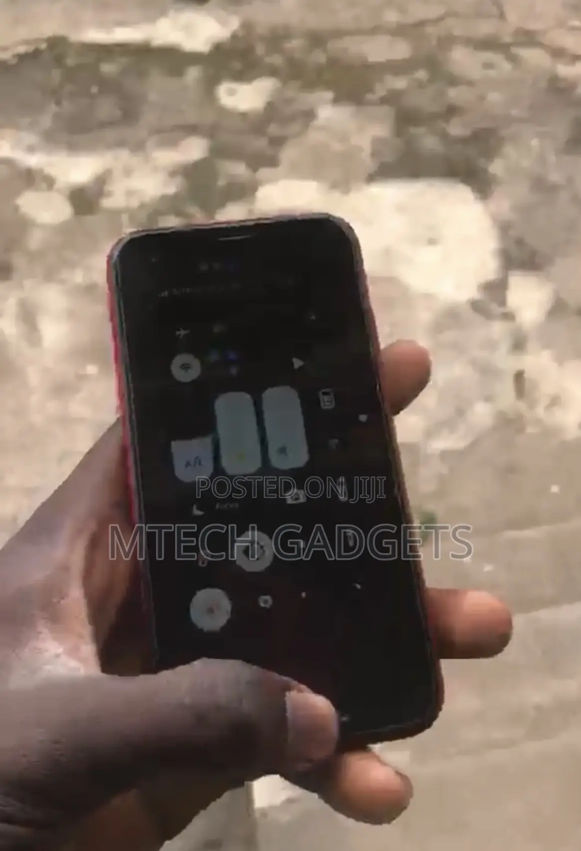 Apple iPhone XR 64 GB Red