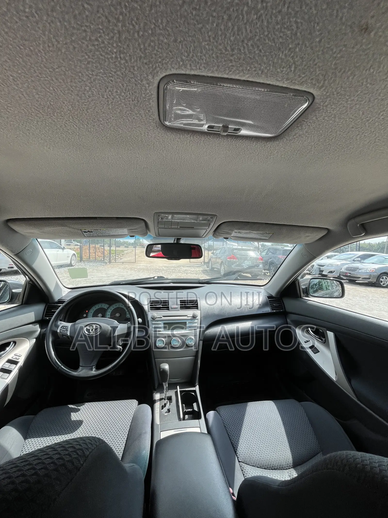 Toyota Camry SE V6 4dr Sedan (3.5L 6cyl 6AM) 2009 Gray