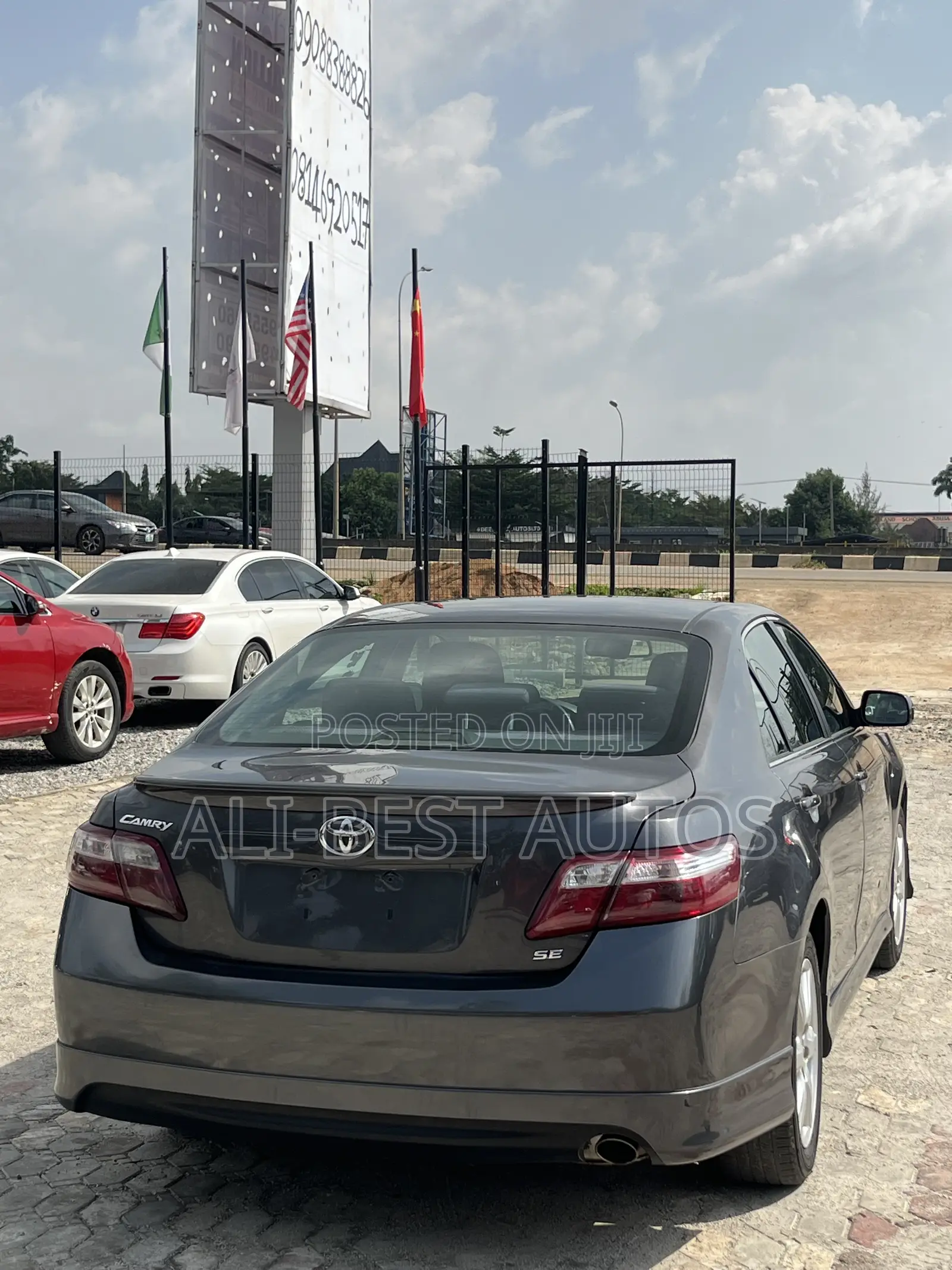 Toyota Camry SE V6 4dr Sedan (3.5L 6cyl 6AM) 2009 Gray