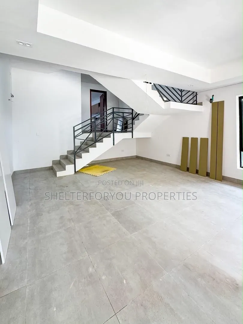 4bdrm Duplex in Victoria Island Extension for sale