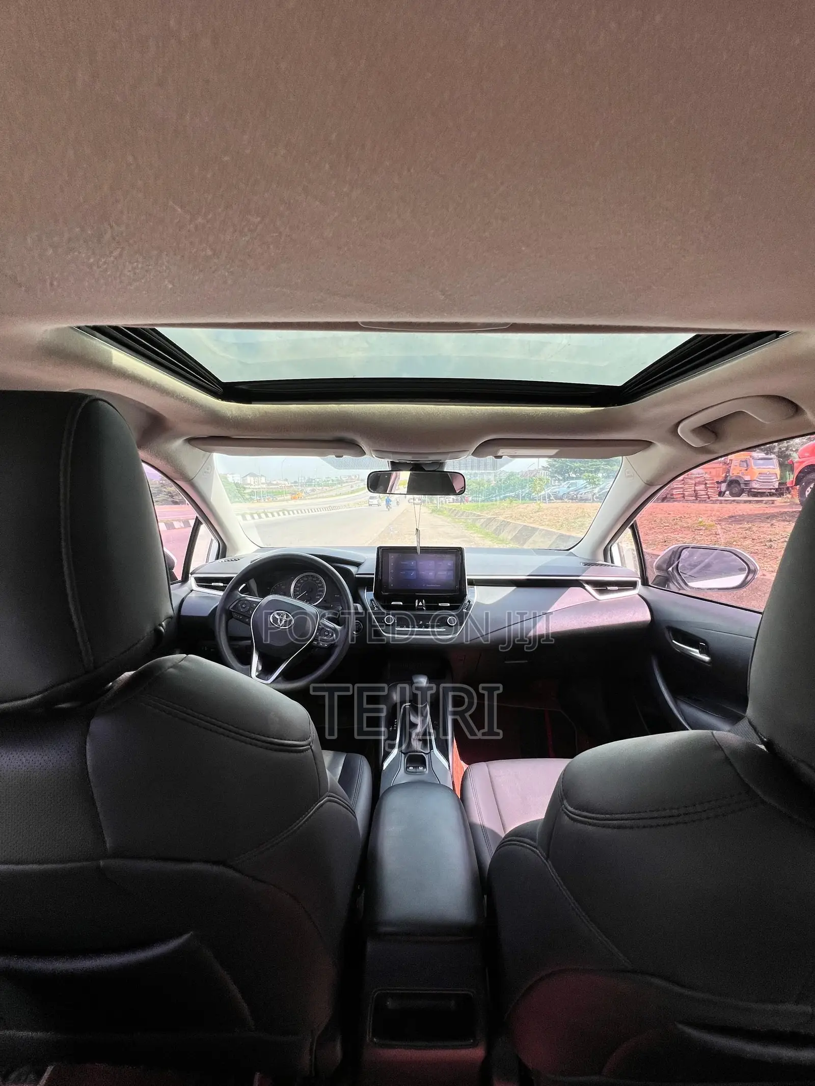 Toyota Corolla 2022 White