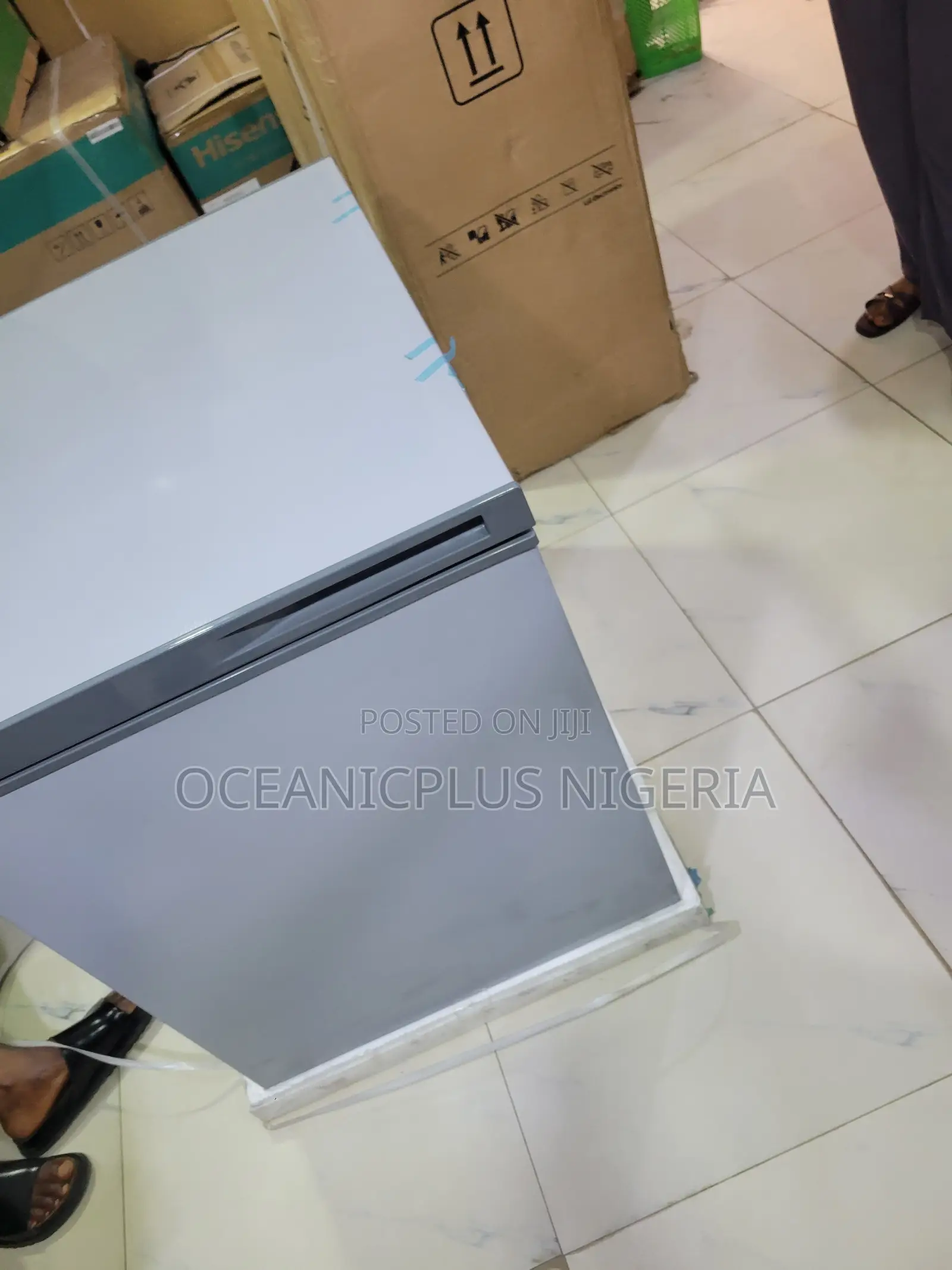 Skyrun Chest Freezer for Shops and Businesses