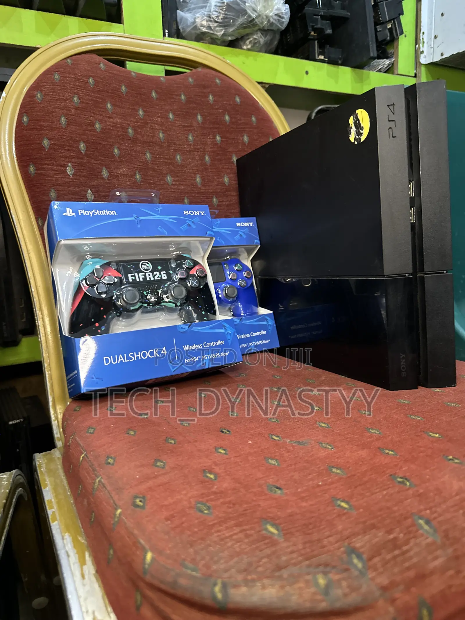 Ps4 Fat UK Used With 2 Controllers and Warranty