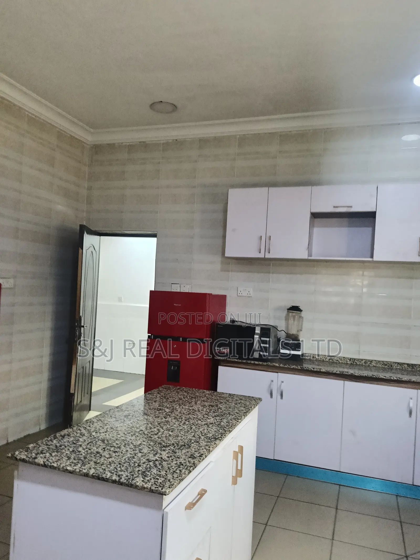 Furnished 3bdrm Apartment in Kado for rent
