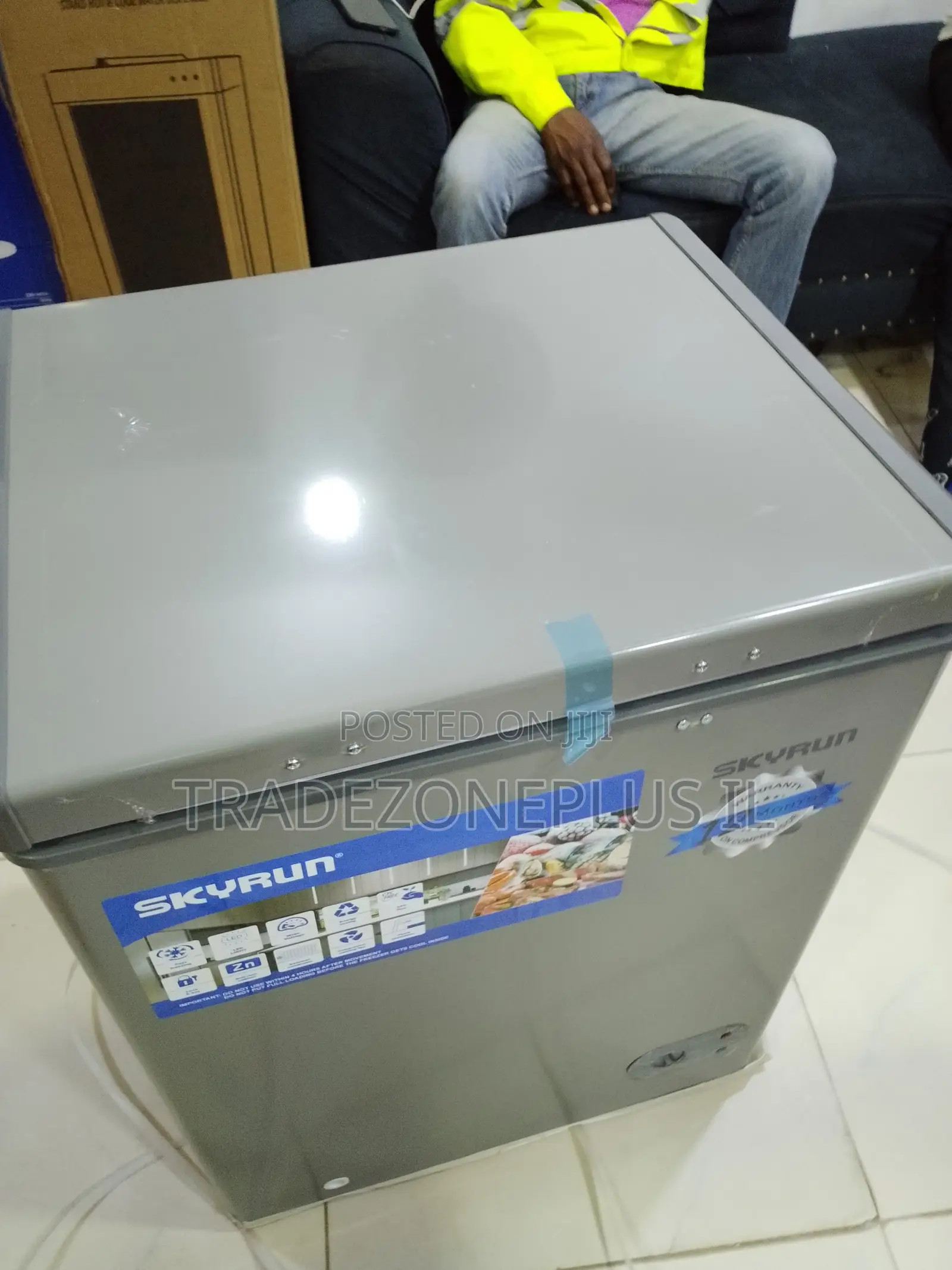 Skyrun 100L Chest Freezer for Frozen Food Storage