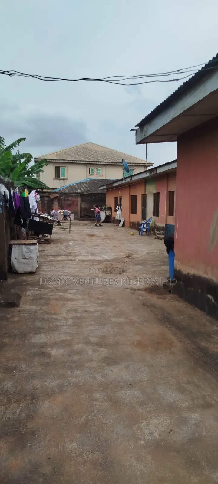 3bdrm Bungalow in Igando for sale