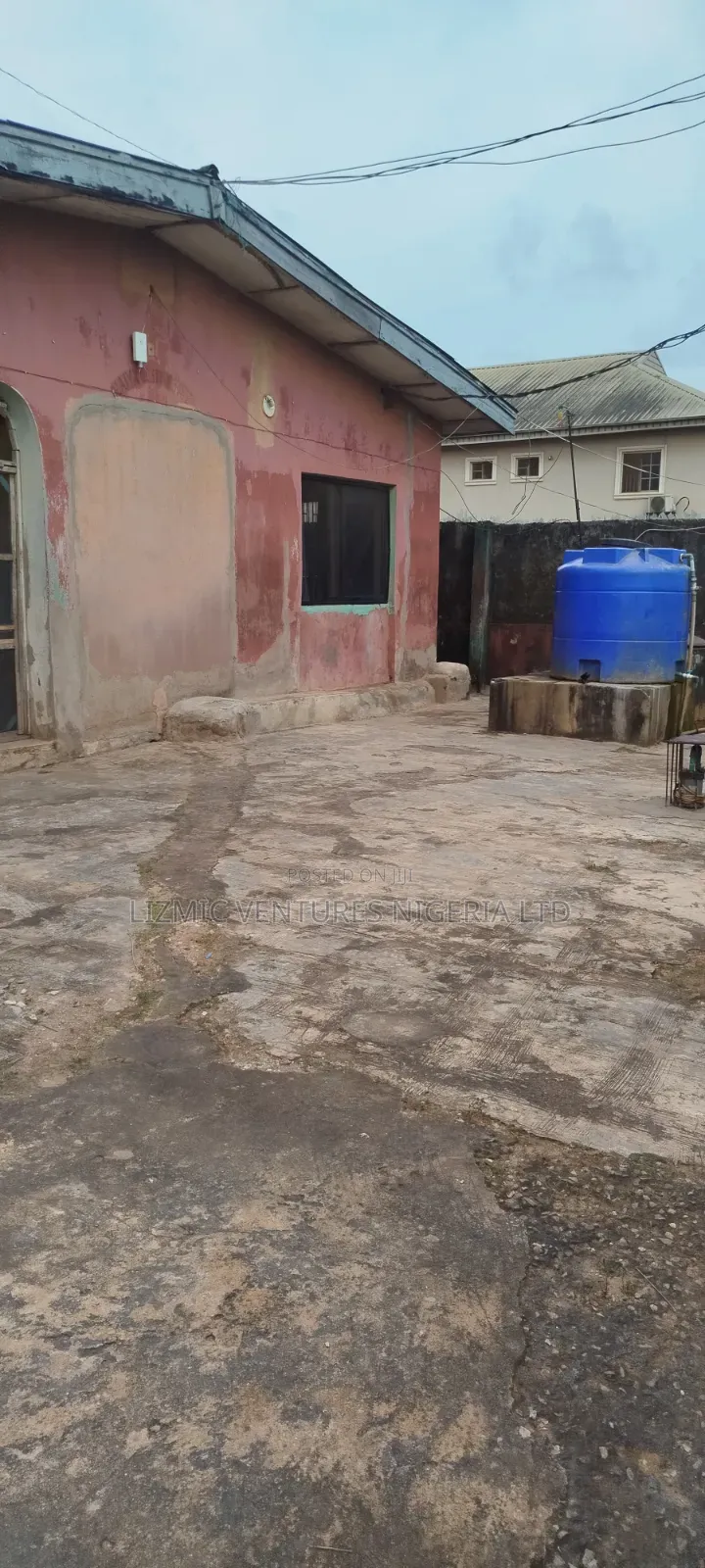 3bdrm Bungalow in Igando for sale