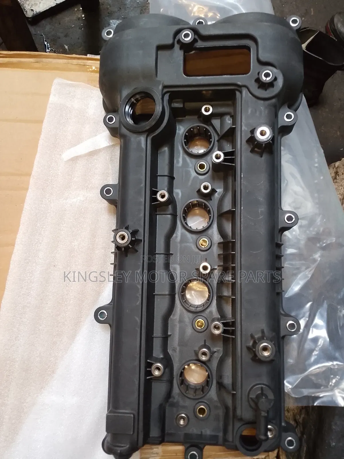 Brand New Top Cylinder Cover Hyundai Ceroto,creta, Elantra 2010/2014