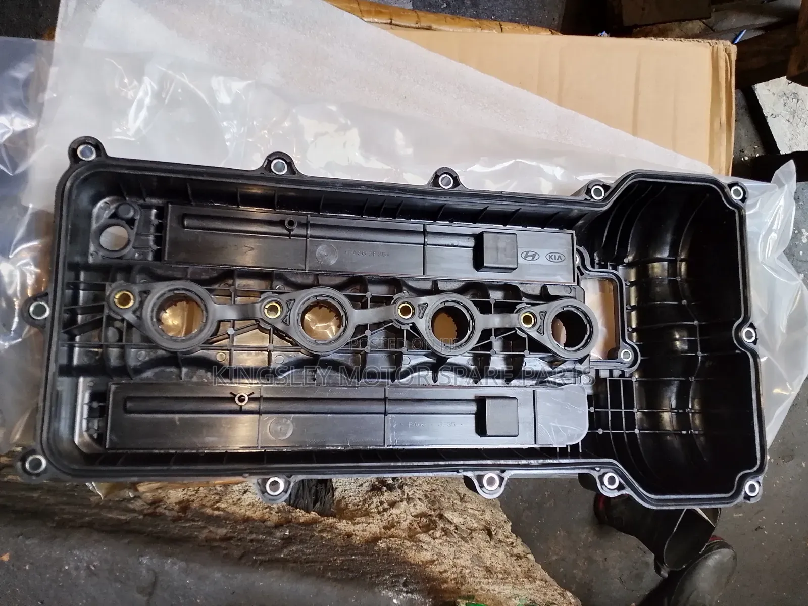 Brand New Top Cylinder Cover Hyundai Ceroto,creta, Elantra 2010/2014