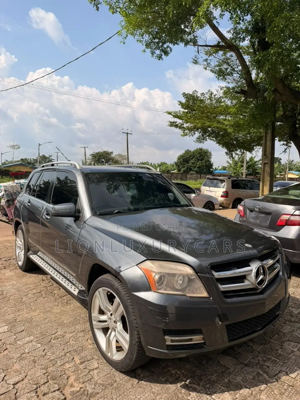 Mercedes-Benz GLK-Class 2010 Gray