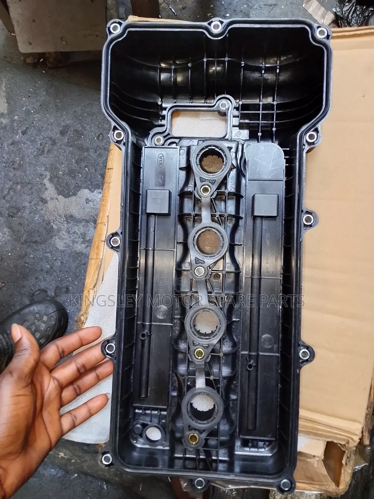 Brand New Top Cylinder Cover Hyundai Ceroto,creta, Elantra 2010/2014