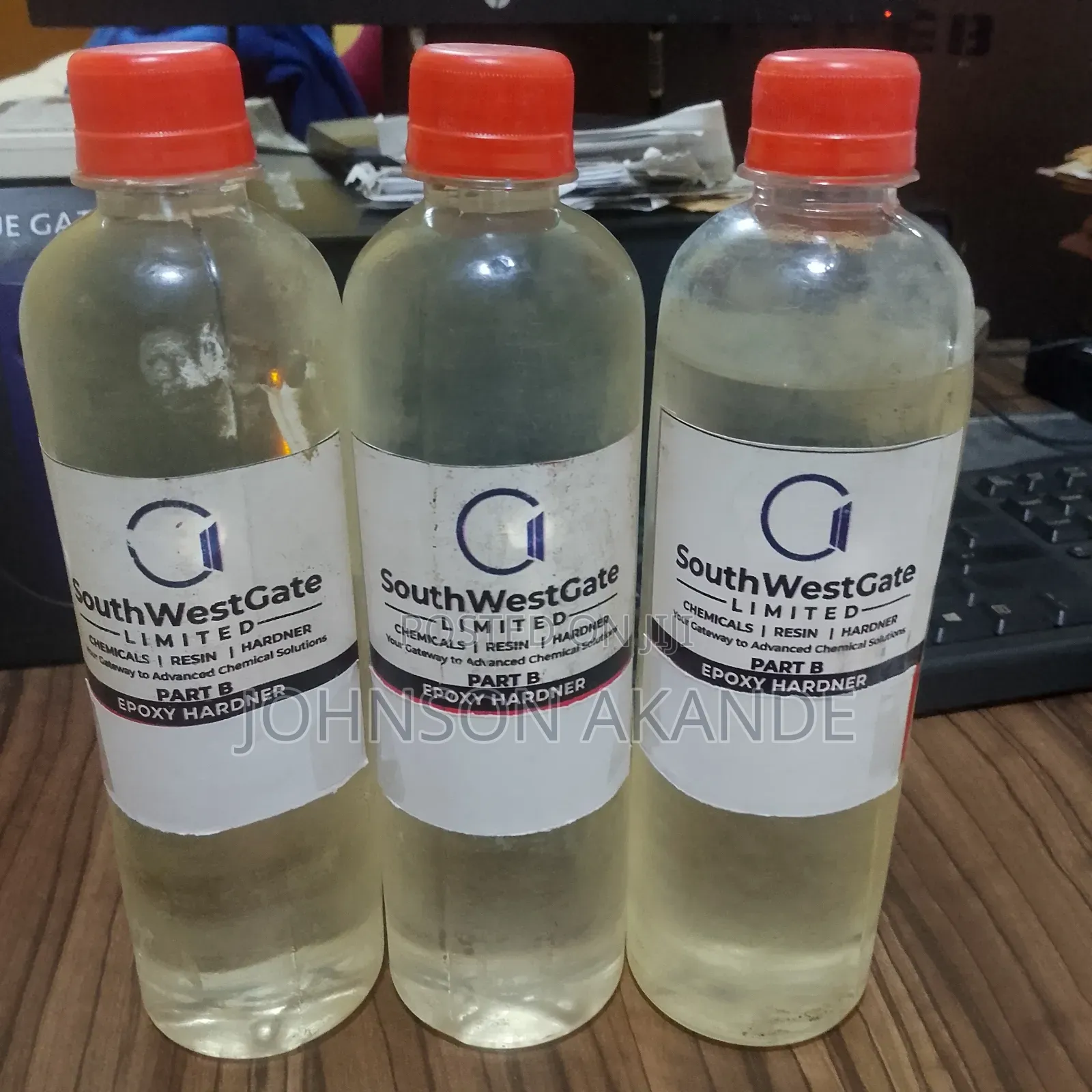 Crystal Clear Epoxy Resin and Hardner