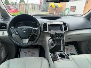 Toyota Venza LE 2013 Gray