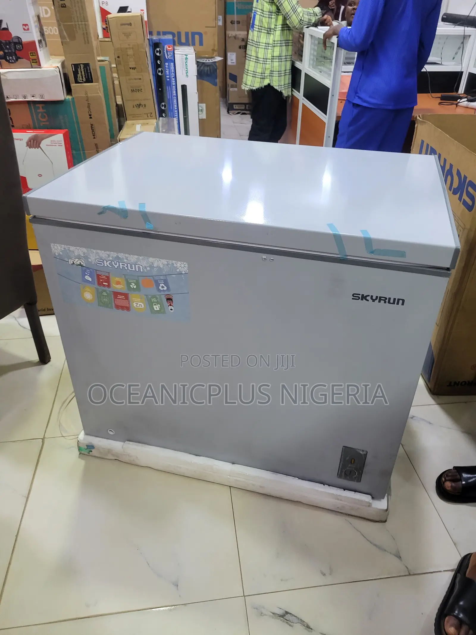 Skyrun BD-260A Chest Freezer for Frozen Drinks