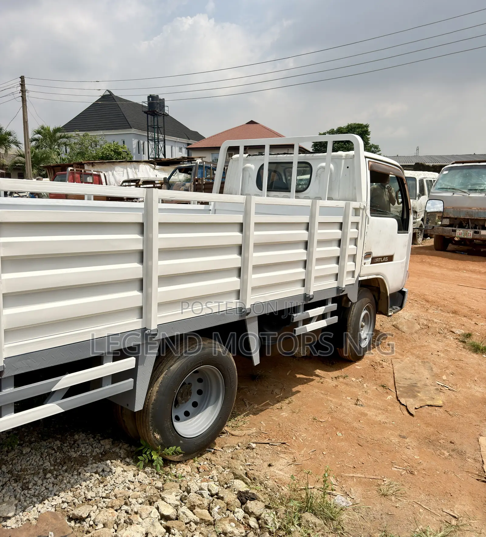 Nissan Cabstar ( Foreign Used )