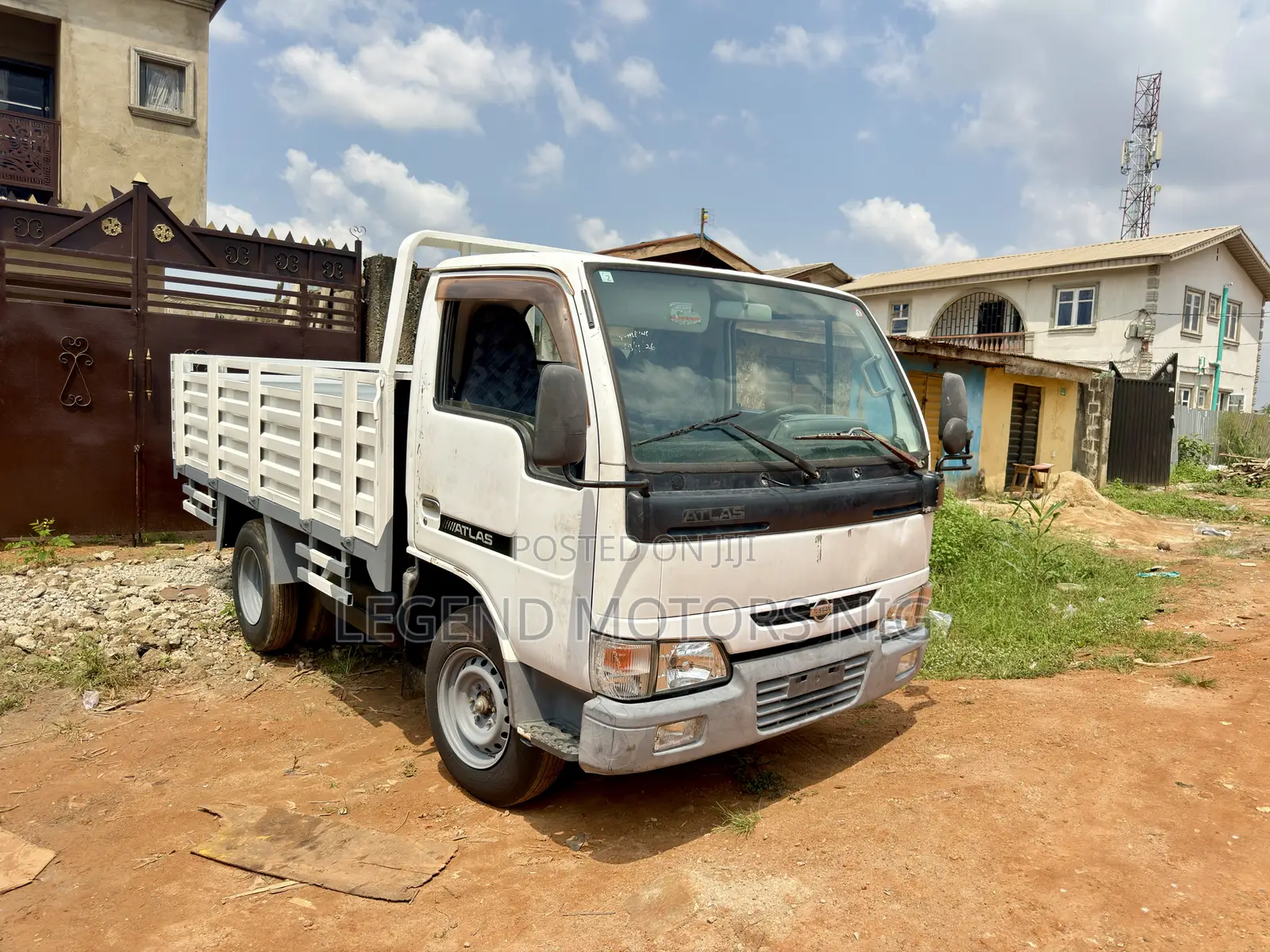 Nissan Cabstar ( Foreign Used )